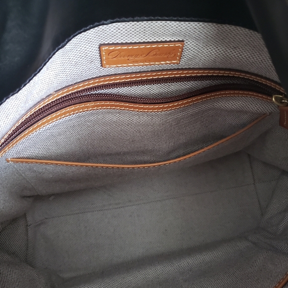 Dooney and Bourke Newbury Sloan handbag - Picture 2 of 15